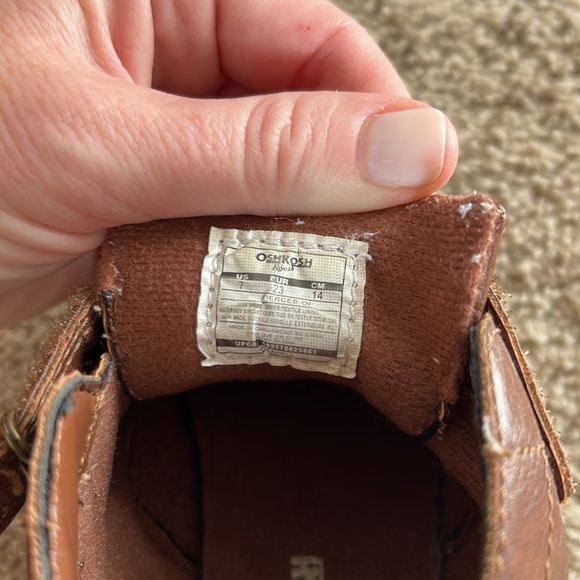 Brown Boots, baby/toddler size 7 - Picture 4 of 4